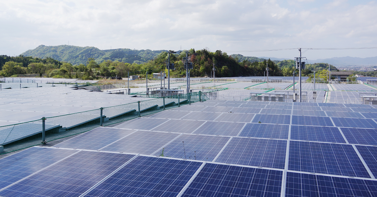 太陽光発電の売電価格は上がる？過去の推移とコスト削減、技術革新が与える影響を解説