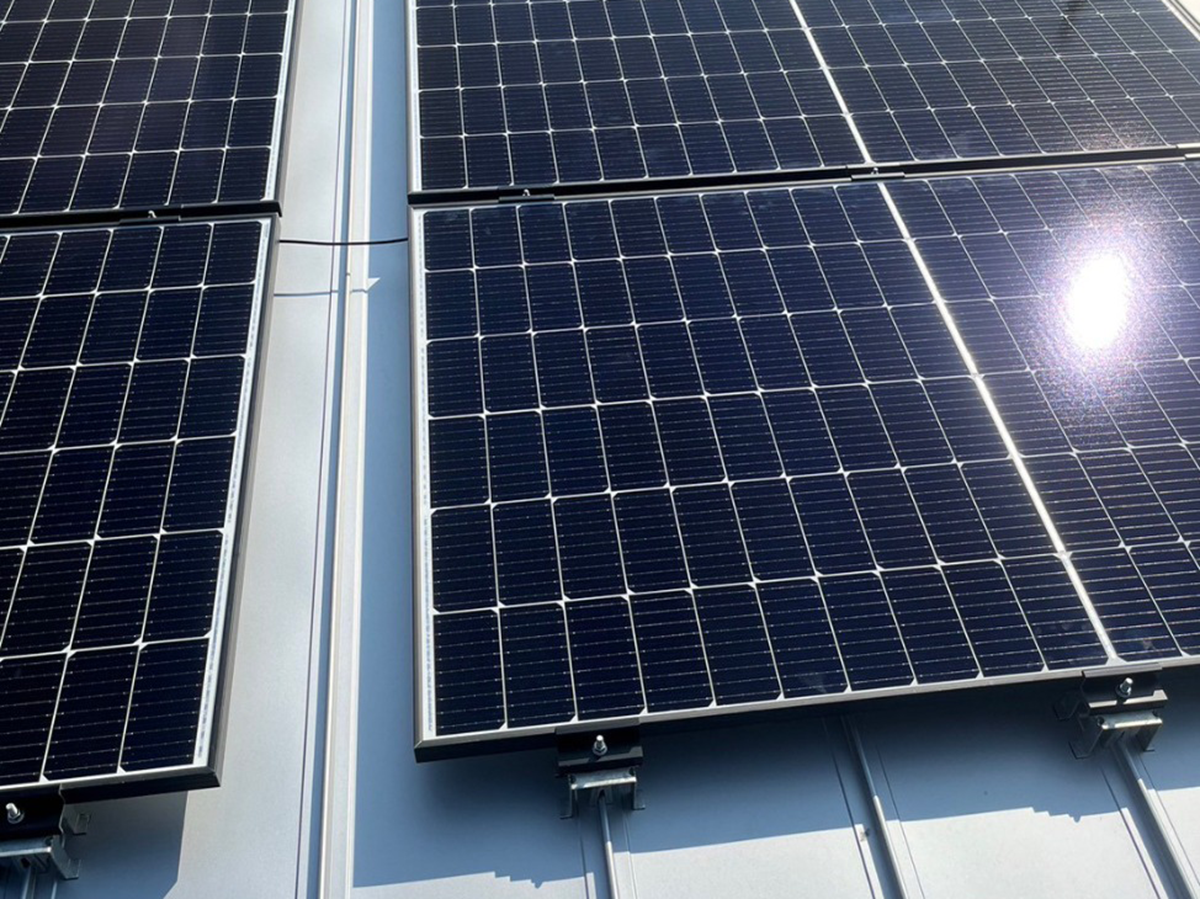 サニックスの評判はやばい？口コミと太陽光発電の価格、苦情、撤退、トラブルについて解説